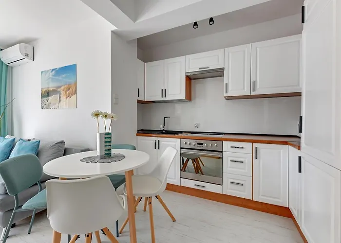 Jelitkowski Dwor 5min Parking Gdansk